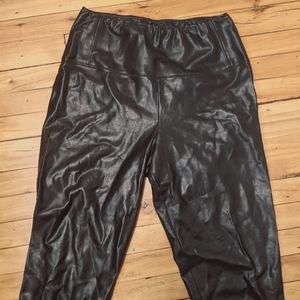 Wilfred Vegan Leather Leggings